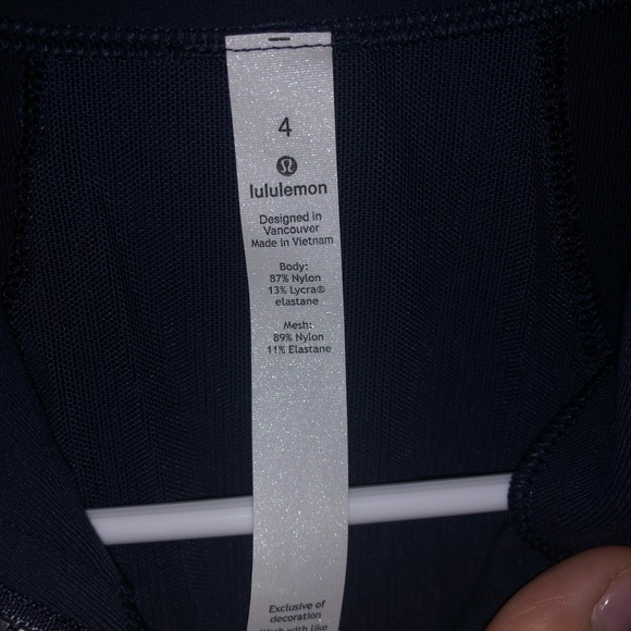 SOLD BNWT Lululemon Define Jacket in Navy - Picture 7 of 7